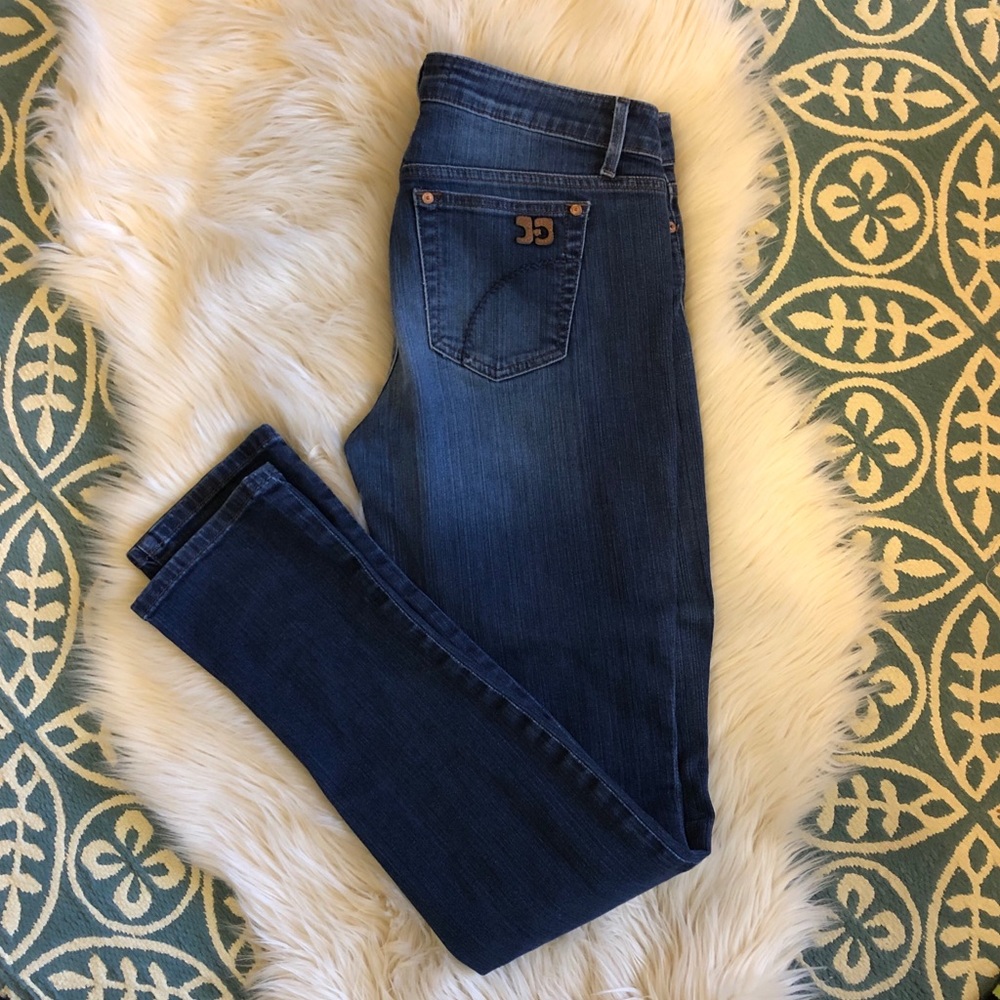 Joe’s Jeans Chelsea mid rise skinny size 29